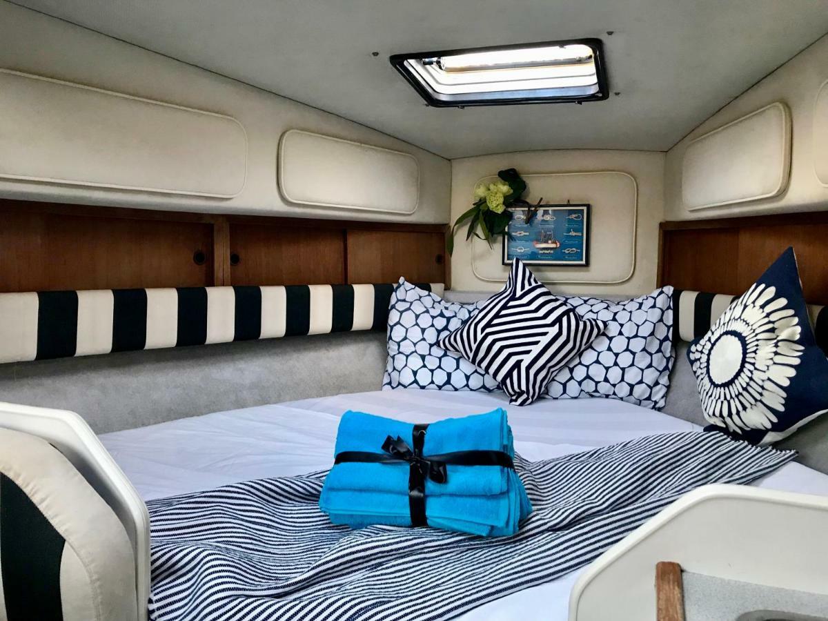Yacht Experience Barcelona Hotel Sant Adria de Besos Buitenkant foto